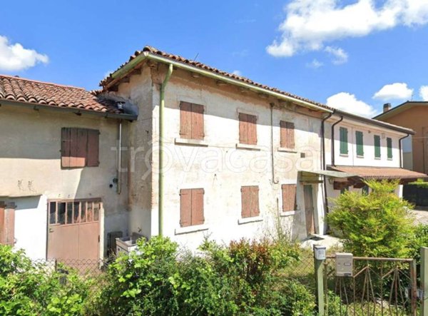 casa indipendente in vendita a Trevignano in zona Signoressa