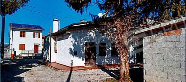 casa indipendente in vendita a Trevignano