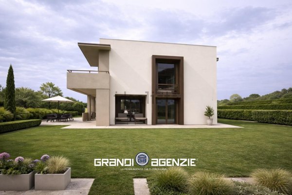 casa indipendente in vendita a Trevignano in zona Falzè