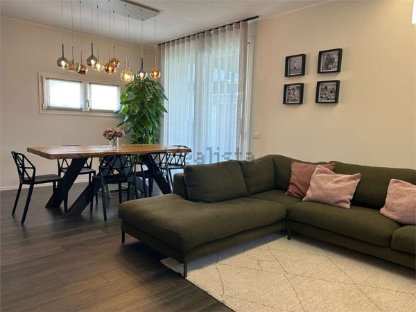 casa indipendente in vendita a Trevignano