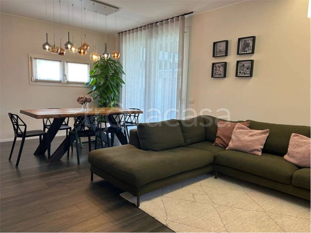 casa indipendente in vendita a Trevignano