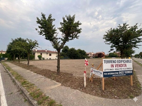 terreno edificabile in vendita a Trevignano