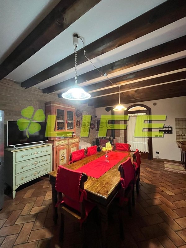casa indipendente in vendita a Trevignano in zona Trevignano