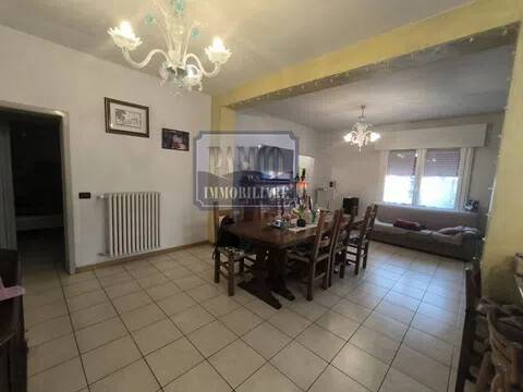 casa indipendente in vendita a Trevignano