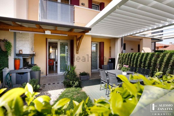 casa indipendente in vendita a Trevignano in zona Falzè