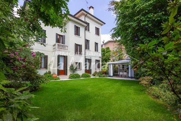 casa indipendente in vendita a Treviso in zona Centro Storico