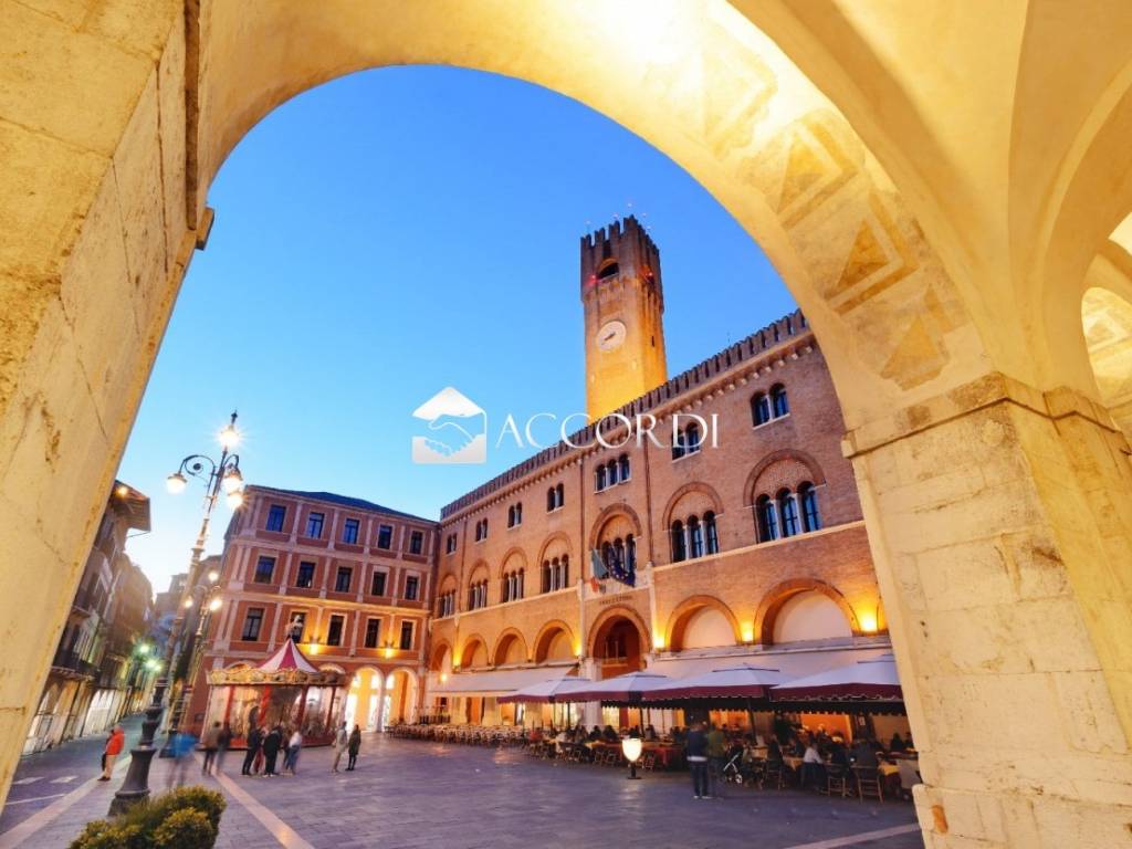 negozio in vendita a Treviso in zona Centro Storico