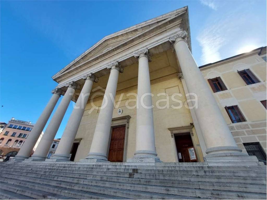 appartamento in vendita a Treviso in zona Centro Storico