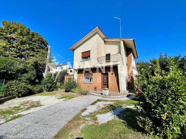 casa indipendente in vendita a Treviso in zona San Lazzaro