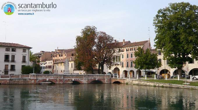 casa indipendente in vendita a Treviso in zona Centro Storico