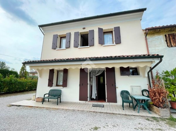 casa indipendente in vendita a Treviso in zona Sant'Angelo