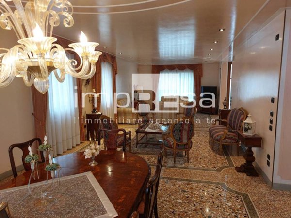 casa indipendente in vendita a Treviso in zona Centro Storico