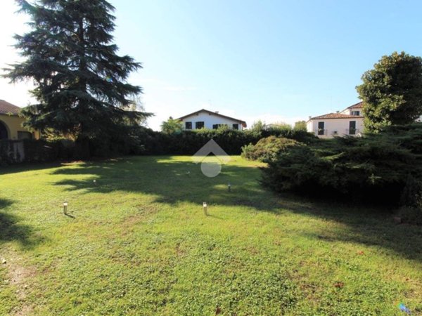 terreno edificabile in vendita a Treviso in zona Ghirada / San Zeno