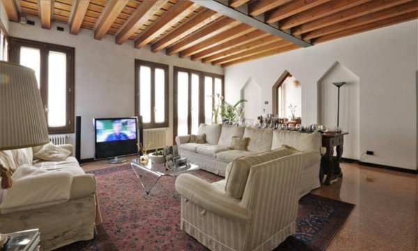 casa indipendente in vendita a Treviso in zona Centro Storico