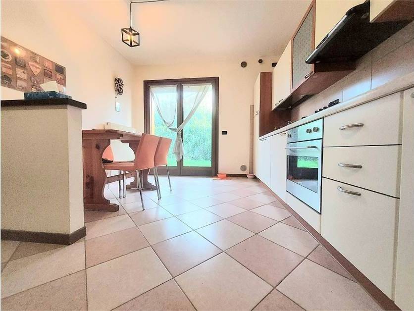 appartamento in vendita a Treviso in zona Canizzano