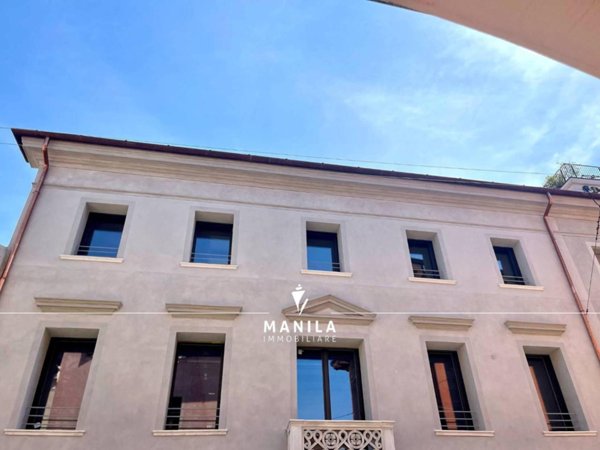 appartamento in vendita a Treviso in zona Centro Storico
