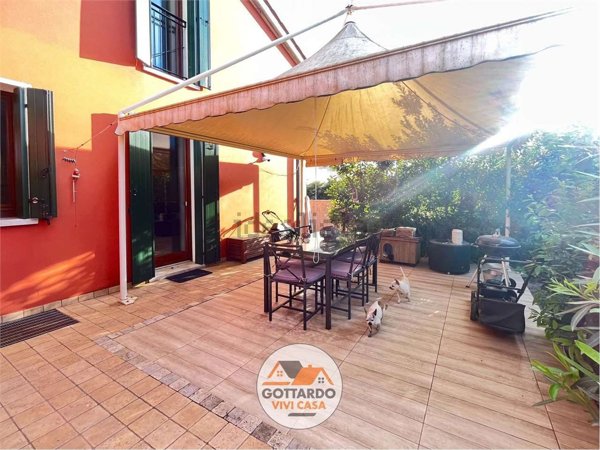 casa indipendente in vendita a Treviso in zona Santa Bona