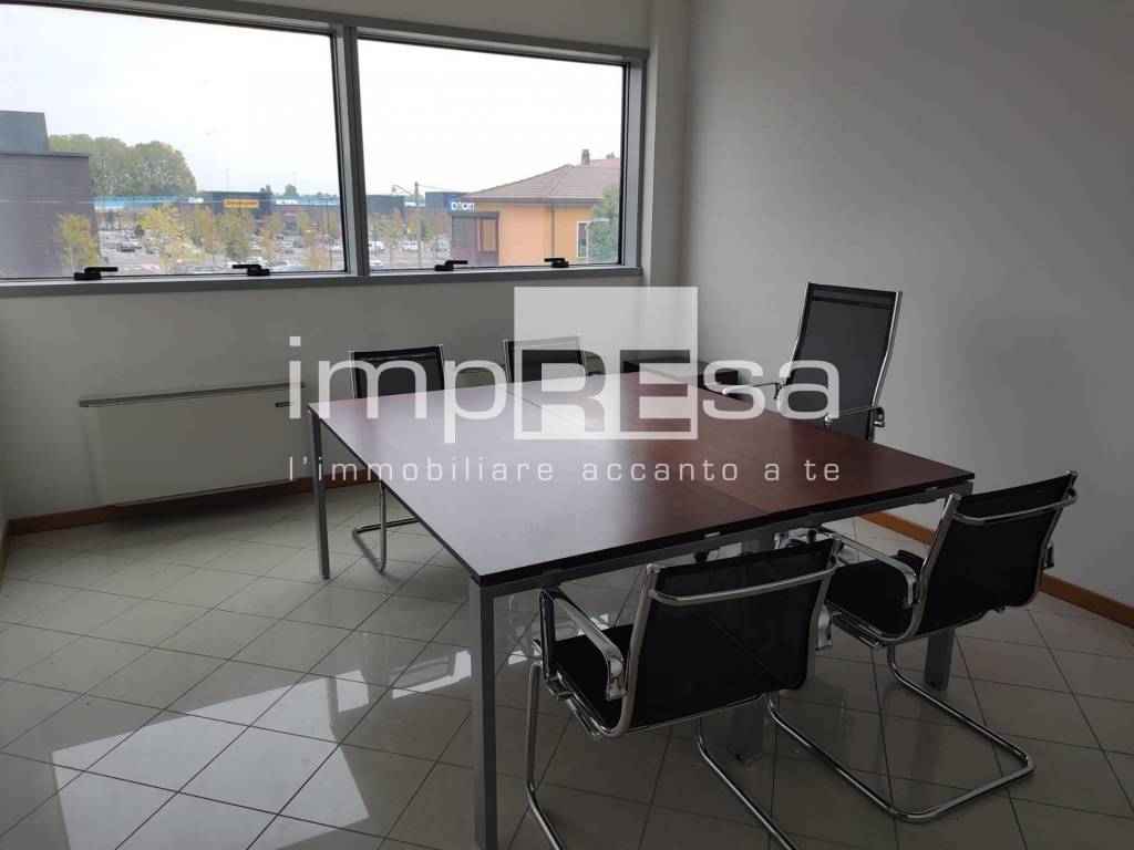 ufficio in vendita a Treviso in zona San Giuseppe