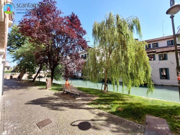 negozio in vendita a Treviso in zona Centro Storico