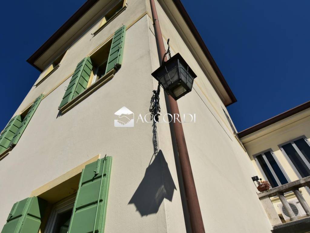 casa indipendente in vendita a Treviso in zona Centro Storico