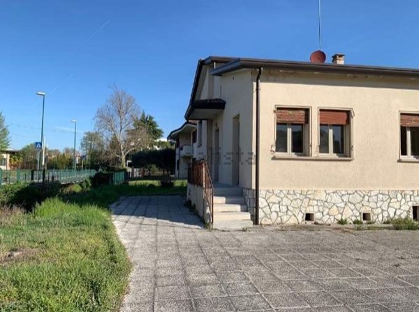 casa indipendente in vendita a Treviso in zona San Pelaio