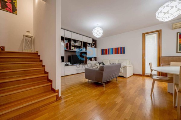 casa indipendente in vendita a Treviso