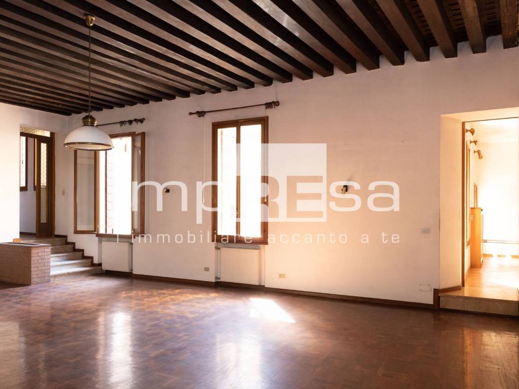 appartamento in vendita a Treviso in zona Centro Storico