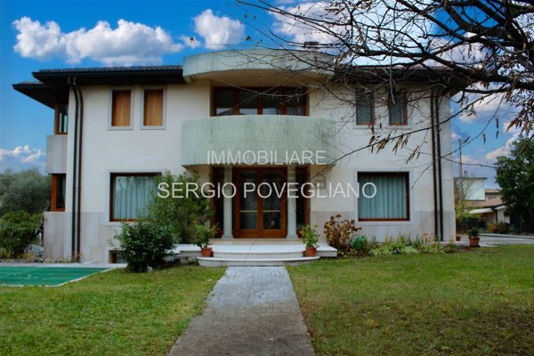 casa indipendente in vendita a Treviso in zona Centro Storico