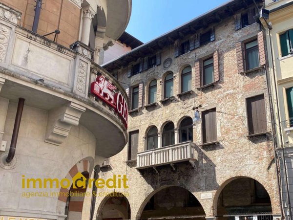 appartamento in vendita a Treviso in zona Centro Storico
