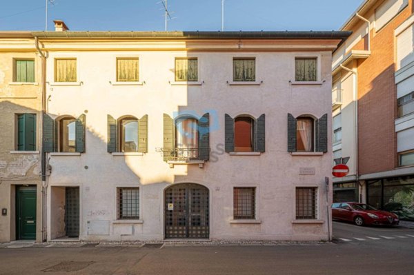 appartamento in vendita a Treviso in zona Centro Storico