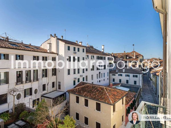 appartamento in vendita a Treviso in zona Centro Storico