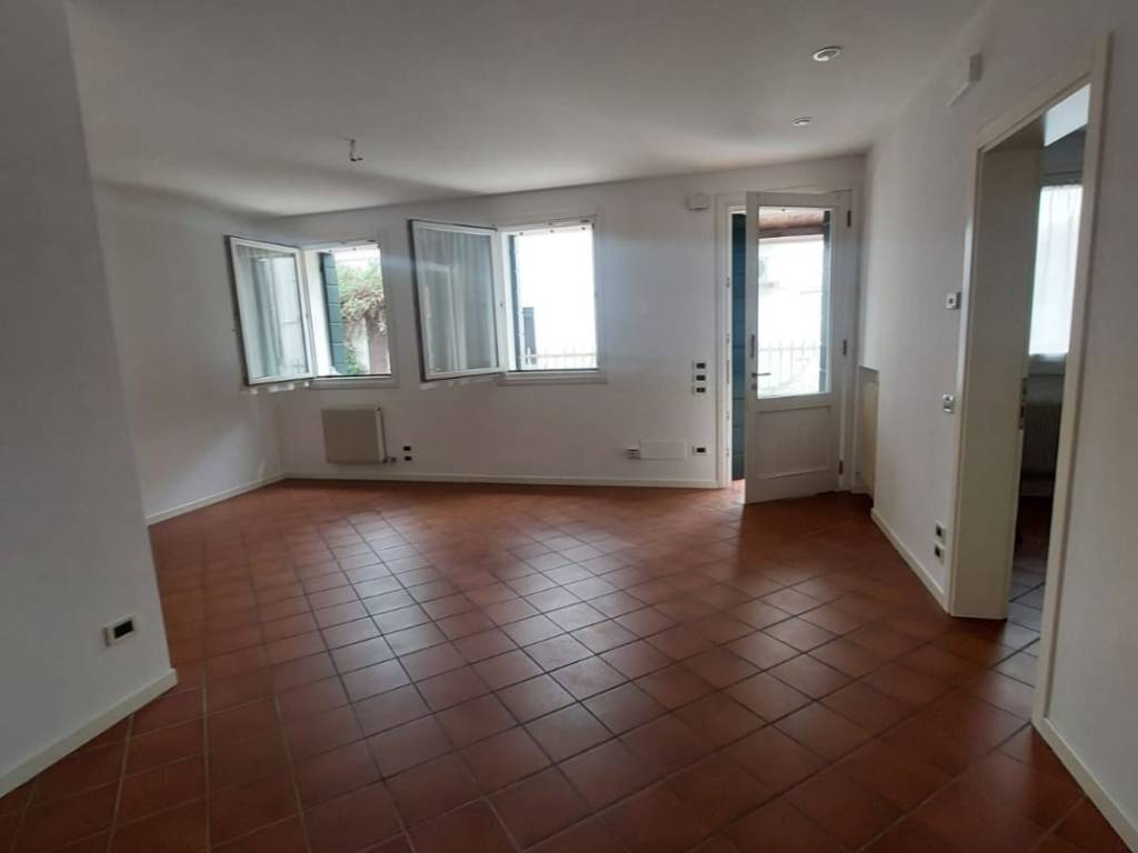 casa indipendente in vendita a Treviso in zona Ghirada / San Zeno