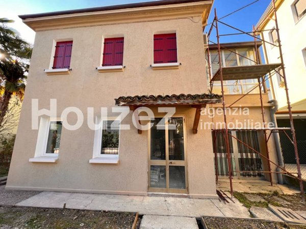 appartamento in vendita a Treviso in zona Sant'Antonino