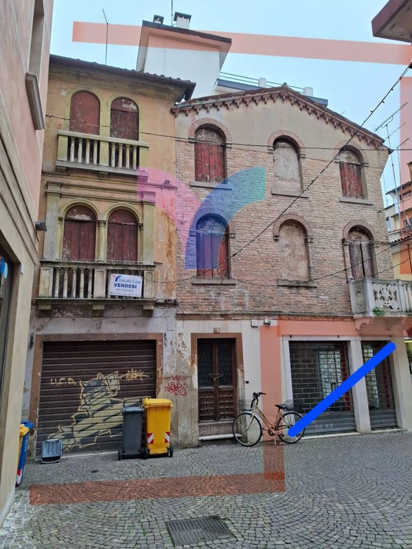 casa indipendente in vendita a Treviso in zona Centro Storico