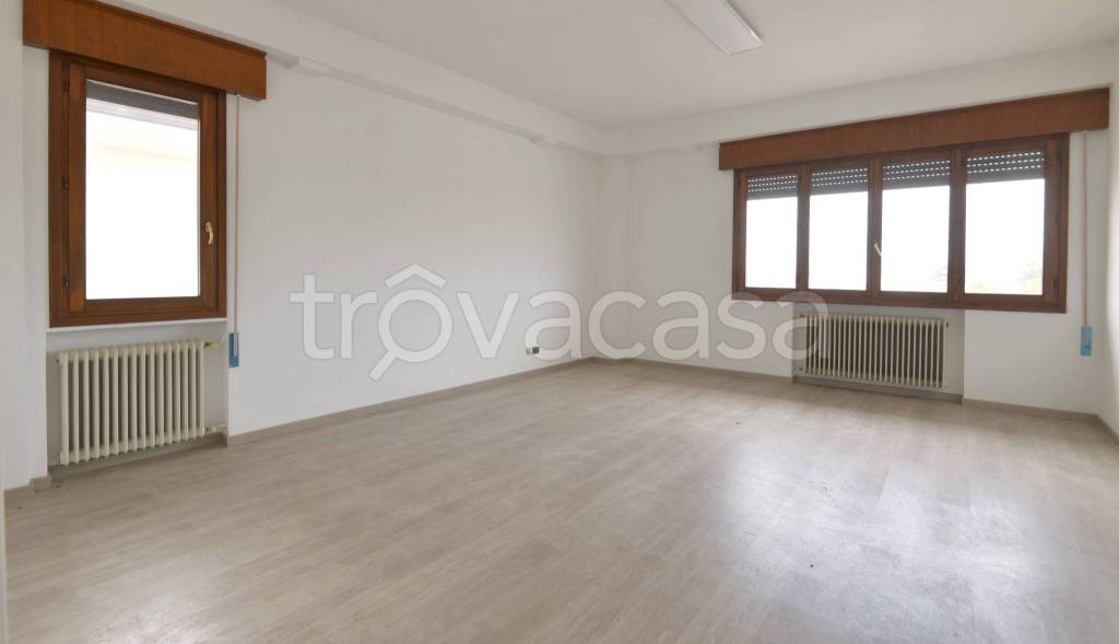 ufficio in vendita a Treviso in zona Santa Bona