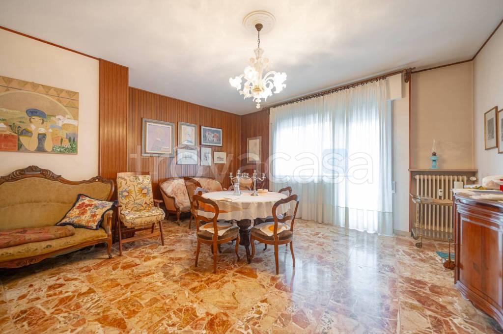 appartamento in vendita a Treviso in zona Centro Storico