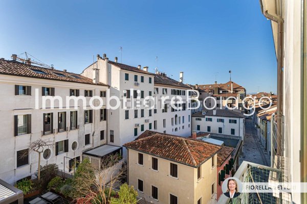 appartamento in vendita a Treviso in zona Centro Storico