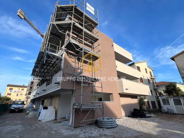 appartamento in vendita a Treviso in zona Santa Bona