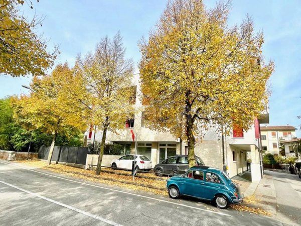 ufficio in vendita a Treviso in zona San Giuseppe