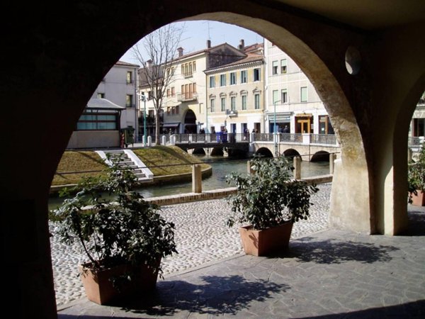 casa indipendente in vendita a Treviso in zona Centro Storico