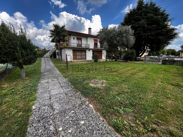 casa indipendente in vendita a Treviso in zona Ponzano