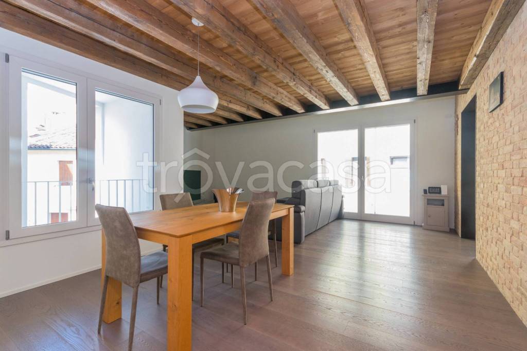 casa indipendente in vendita a Treviso in zona Centro Storico