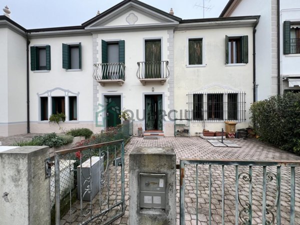 casa indipendente in vendita a Treviso in zona Centro Storico