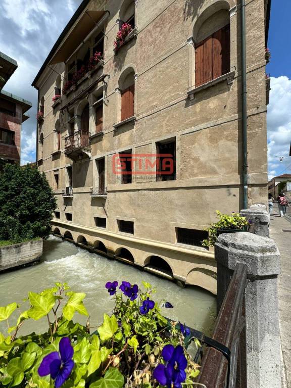 trivano in vendita a Treviso in zona Centro Storico
