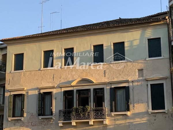 appartamento in vendita a Treviso in zona Centro Storico