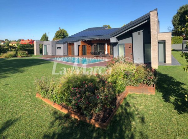 casa indipendente in vendita a Treviso