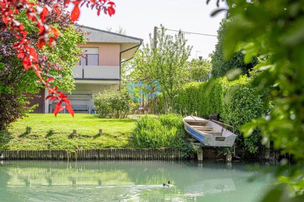 casa indipendente in vendita a Treviso in zona Centro Storico