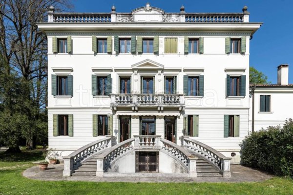 casa indipendente in vendita a Treviso in zona Centro Storico
