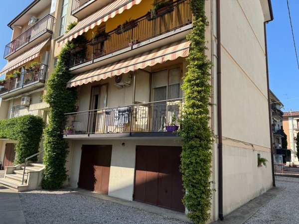 appartamento in vendita a Treviso in zona Ghirada / San Zeno