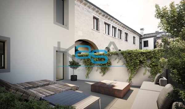 appartamento in vendita a Treviso in zona Centro Storico
